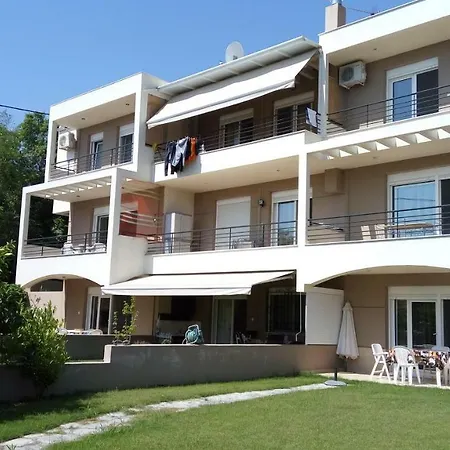 Casa Di Leni Apartment Palaiontsiflikion Exterior photo